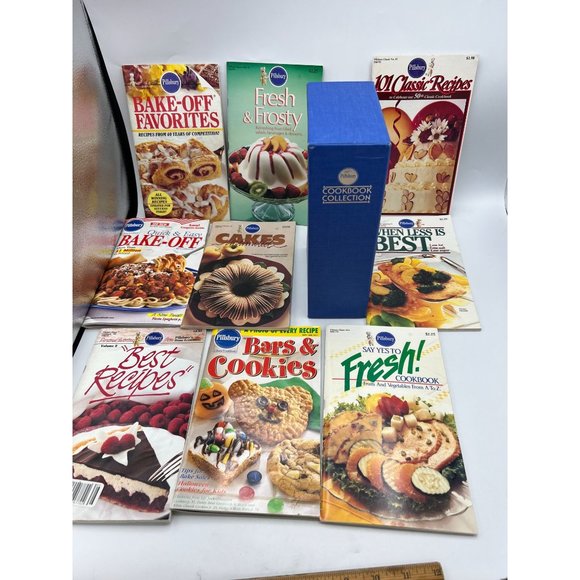 VTG 80's Pillsbury 9 Recipe Books & Box Set SlipCover Lot Cakes Cookies Bake Off - Picture 1 of 12